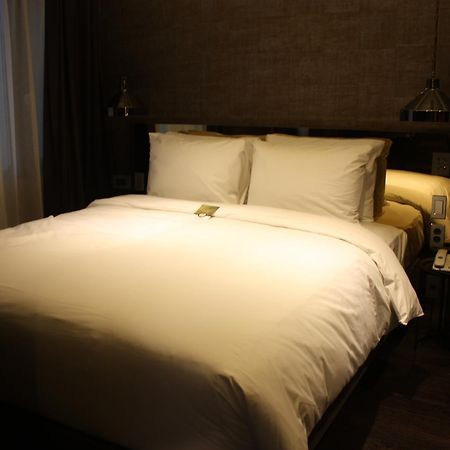 The Hotel Young Inn Seul Esterno foto