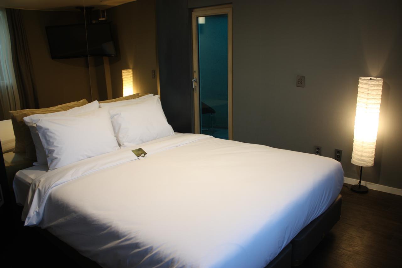 The Hotel Young Inn Seul Esterno foto